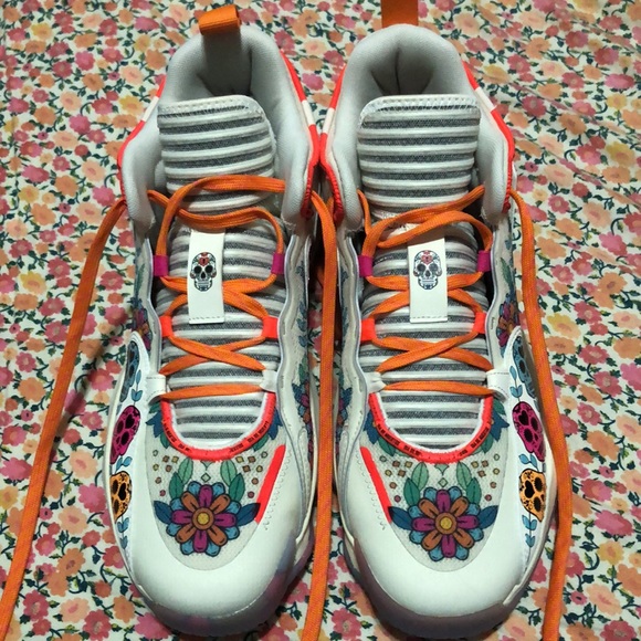 Adidas ‘Day of the Dead’ Basketball Shoes - Picture 2 of 4